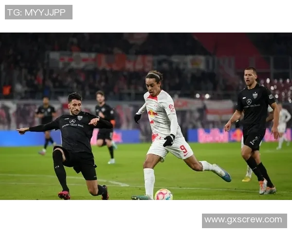 德甲经典对决拜仁绝杀多特蒙德全场沸腾瞬间回顾