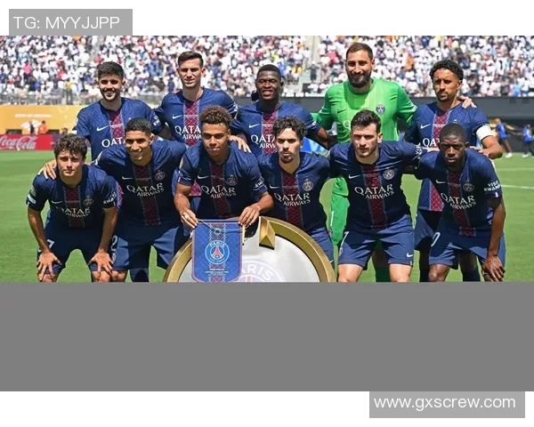 欧冠激战：巴黎圣日耳曼险胜里昂神扑瞬间点燃全场激情