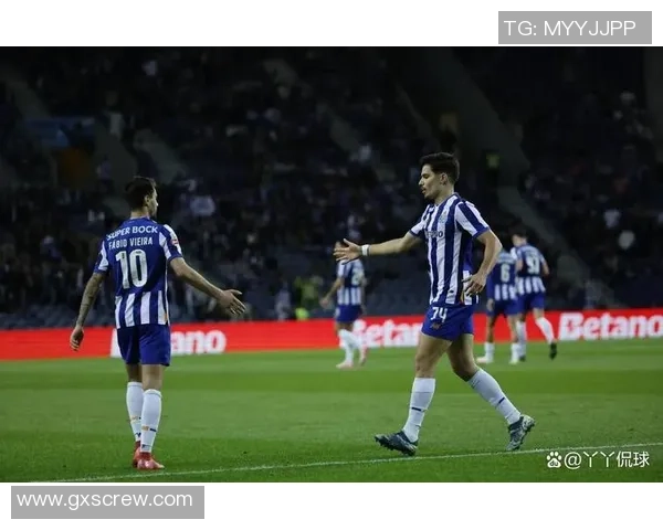 德甲精彩对决波尔图大胜那不勒斯神扑瞬间引爆全场十大进球回顾 德甲精彩对决波尔图大胜那不勒斯神扑瞬间引爆全场十大进球回顾