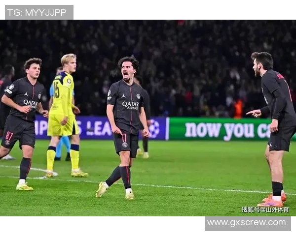 欧冠激战:巴黎圣日耳曼逆转热刺神扑瞬间成比赛转折点解析 欧冠激战:巴黎圣日耳曼逆转热刺神扑瞬间成比赛转折点解析