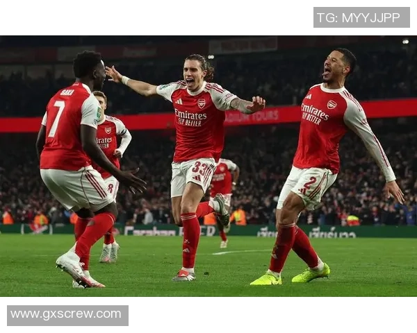 足总杯激战阿森纳与切尔西战成平局帽子戏法引发全场热潮与转会传闻交织