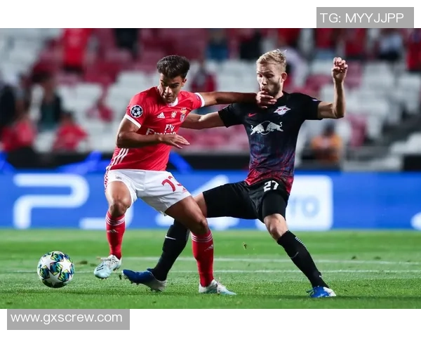 英超激战莱比锡与本菲卡握手言和补时进球瞬间点燃全场激情