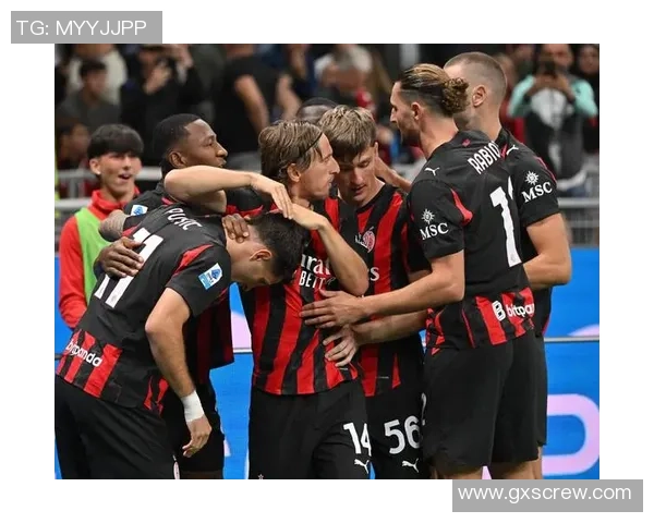 西甲焦点战：AC米兰与那不勒斯互交白卷全场沸腾瞬间回顾