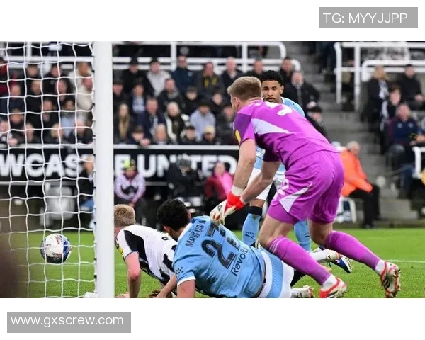 中超激战马竞逆转多特蒙德红牌事件引发全场热议与转会传闻